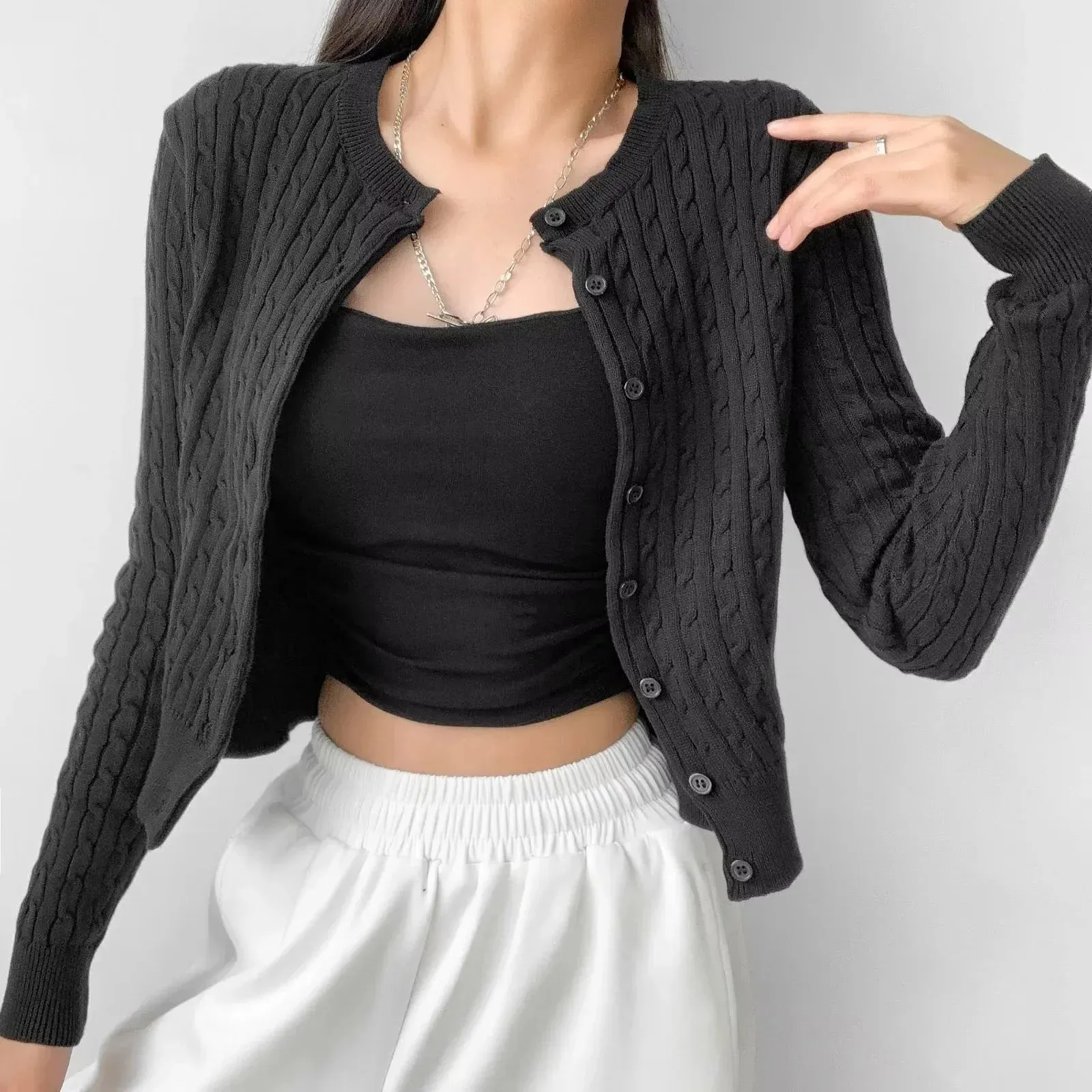 4 colors Women Cable Twist Knitted Cardigan Round Collar Center Buttons Sweater Full Sleeve Short Jumper Gray