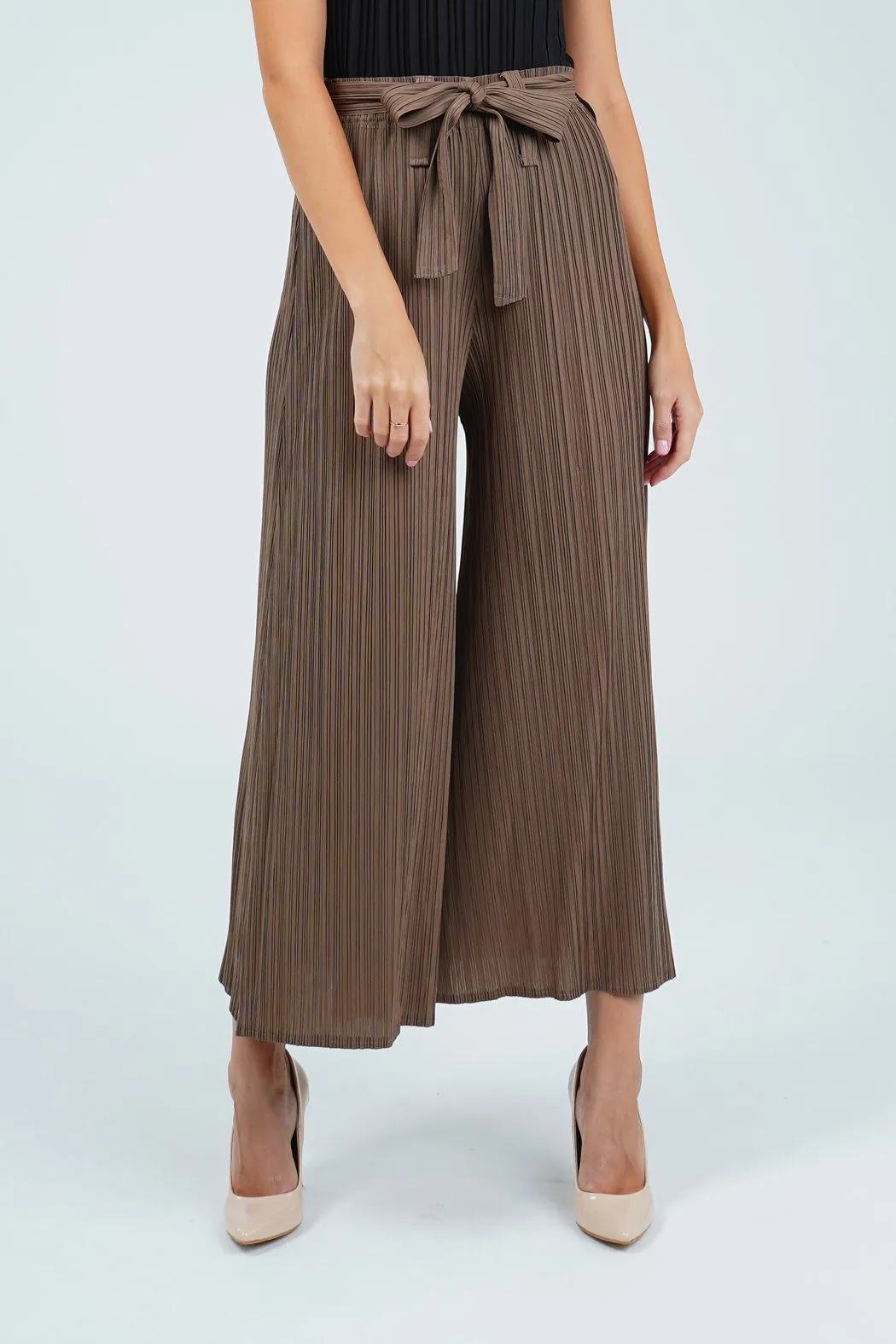 Prisca Wide-Leg Pants With Pleated Belt