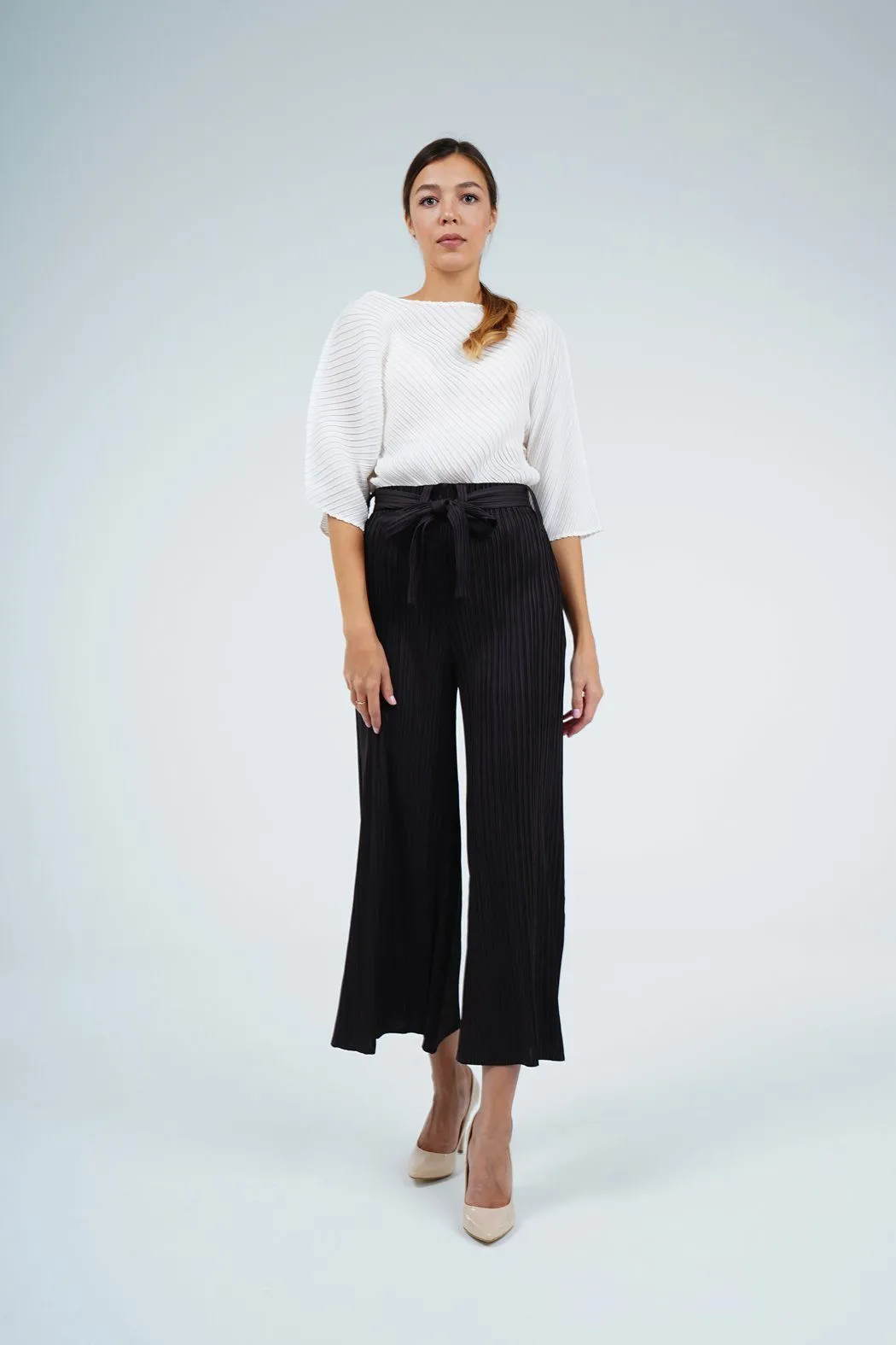 Prisca Wide-Leg Pants With Pleated Belt